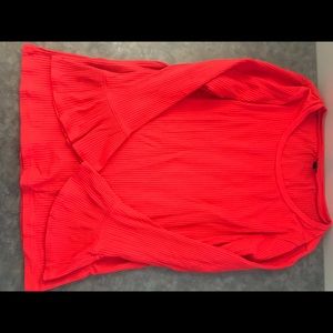 Crew shirt with fun sleeves !